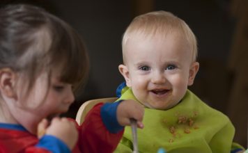Πιο έξυπνα τα παιδιά που τρέφονται σωστά από νωρίς
